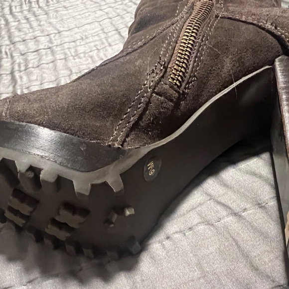 Tory Burch brown suede tall motorcycle boots size 6 - Picture 7 of 10